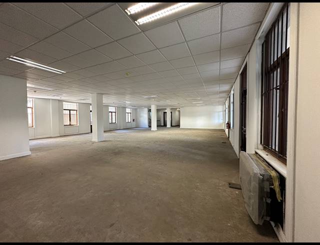 3,731M² OFFICE TO LET IN SANDTON CENTRAL